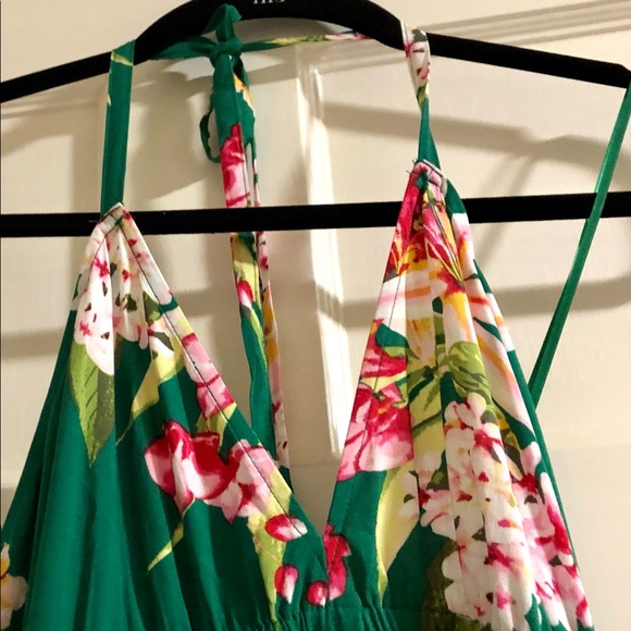 Vibrant ‘boho meets sexy” dress! - Picture 3 of 5